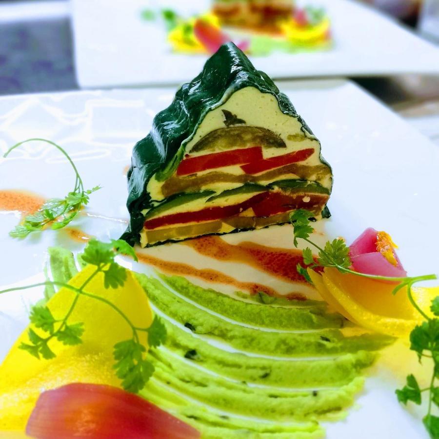 Logis Hotel Restaurant L'Oree Des Bois La Breille-les-Pins Экстерьер фото